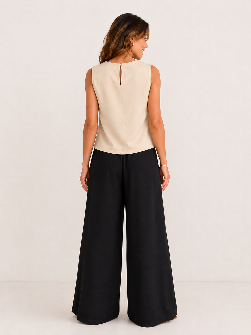 Haut croisé sans manches chic