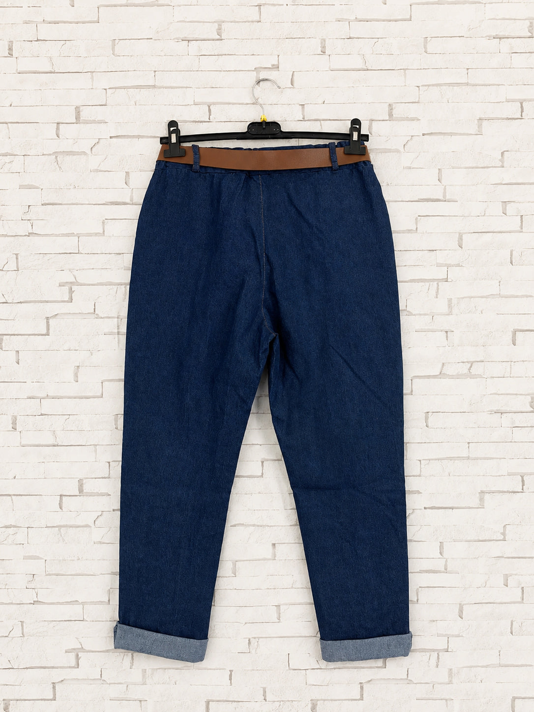 Pantalon jean femme grande taille avec ceinture – vue de dos