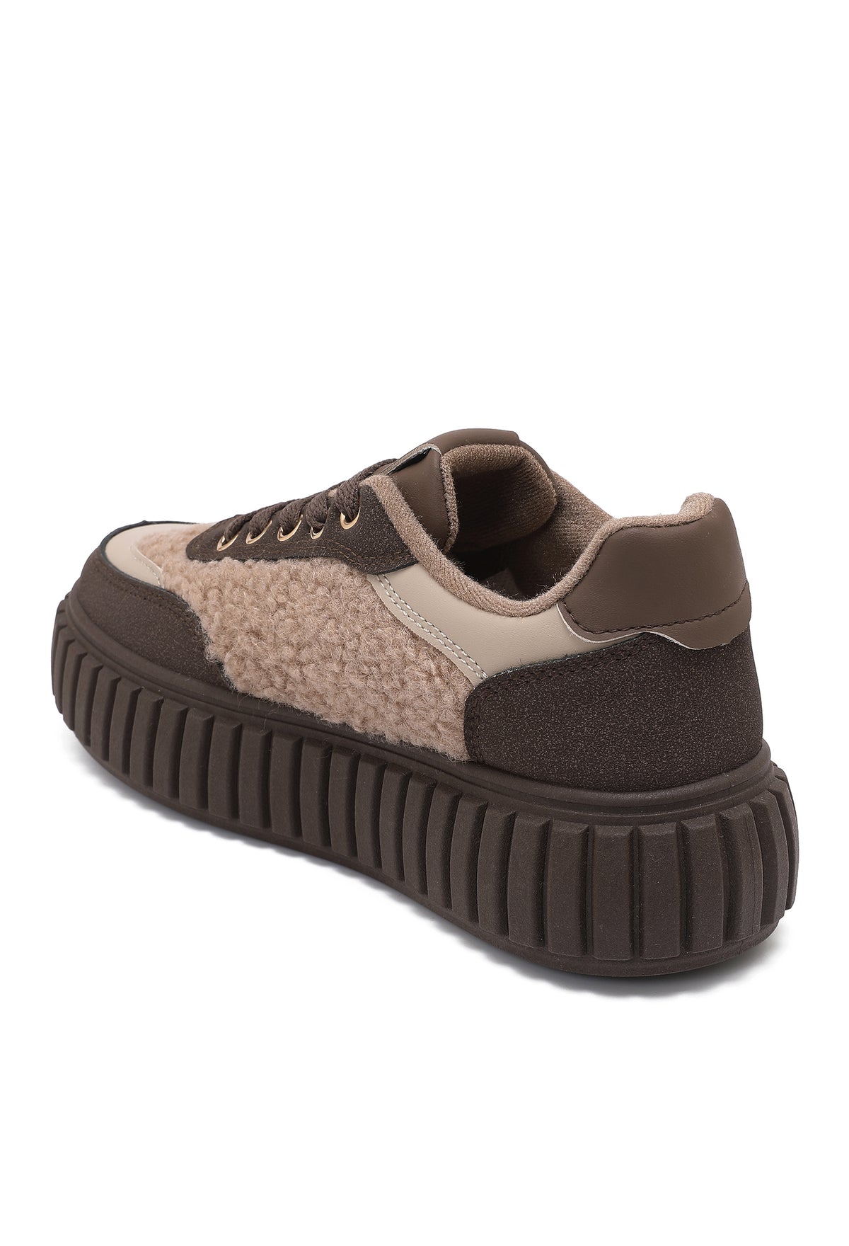 Baskets femme marron et beige en daim synthétique, autre vue arrière