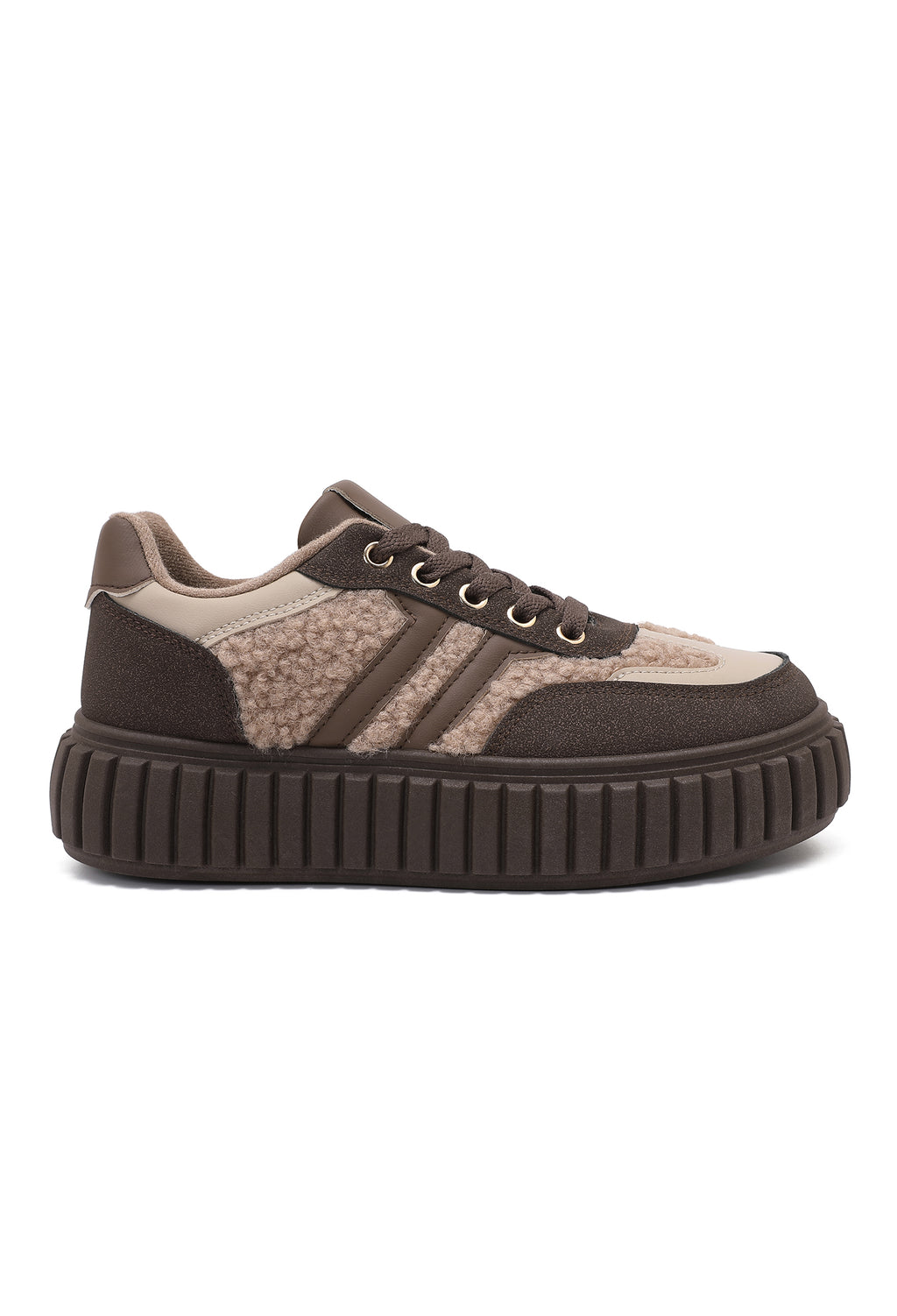 Baskets femme marron et beige en daim synthétique, vue de profil